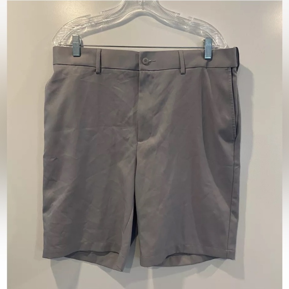 Grand Slam Performance Gray Golf 10" Shorts Mens Size 36